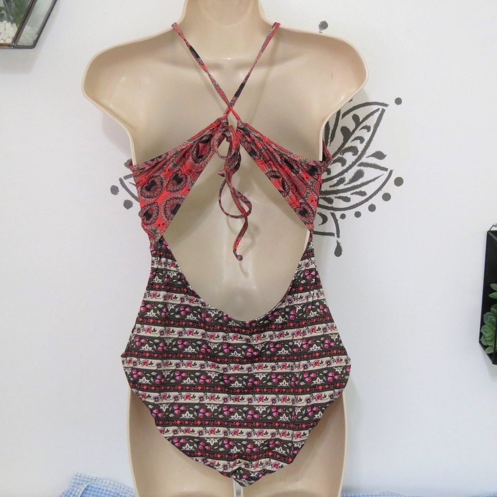 Jets Arabian Spice Low V-Neck Swimsuit 10 - Picture 3 of 3